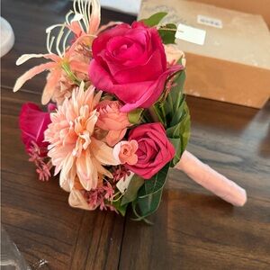 Lings Moment Magenta Valentine 7” Bridesmaid Bouquet